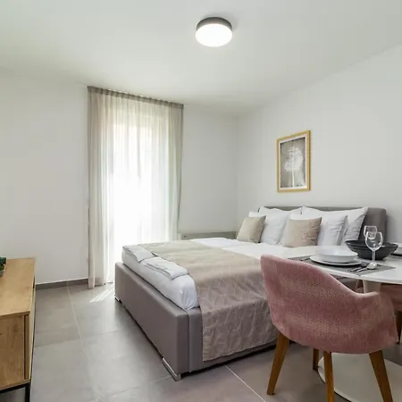 Luxury Apartments Magali Rovinj Exterior photo