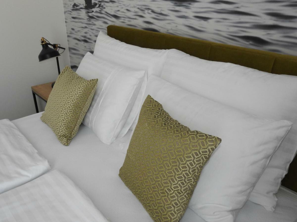 Luxury Magali *